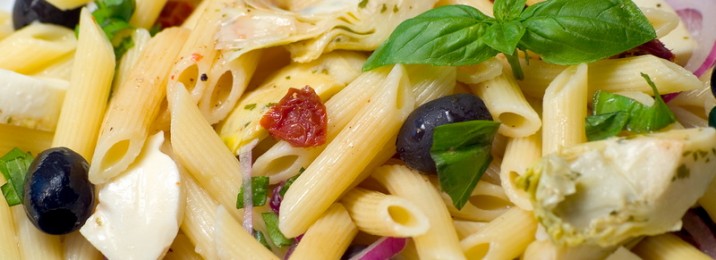 Nudelsalatsalat mit Artischocken